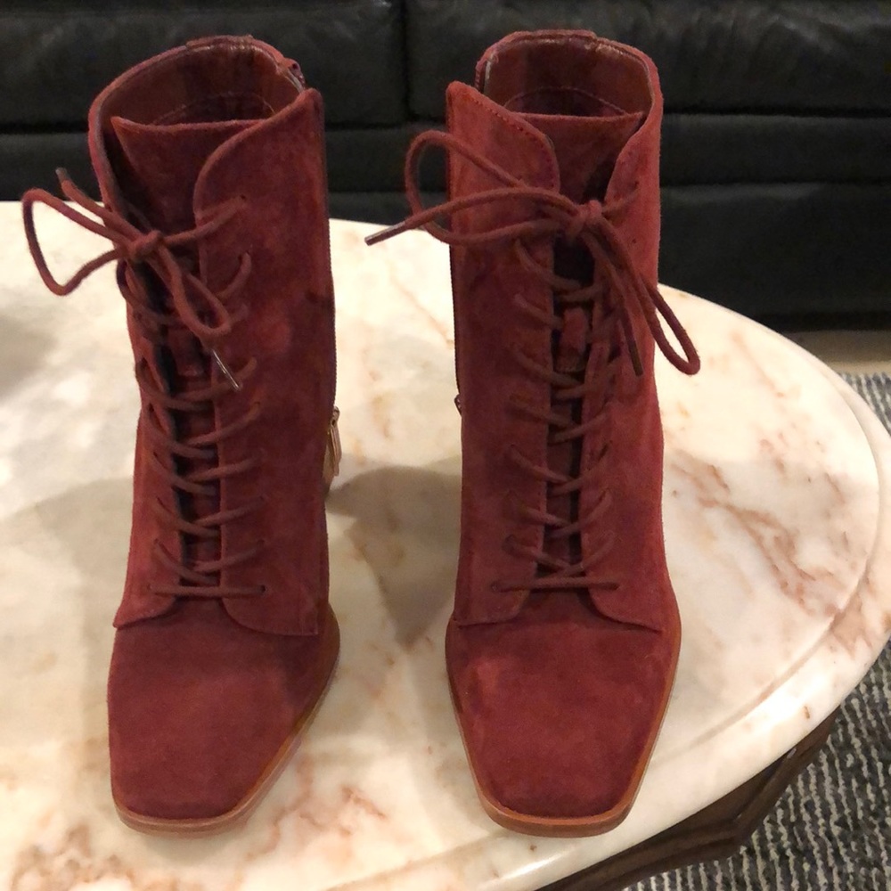 Ankle boots